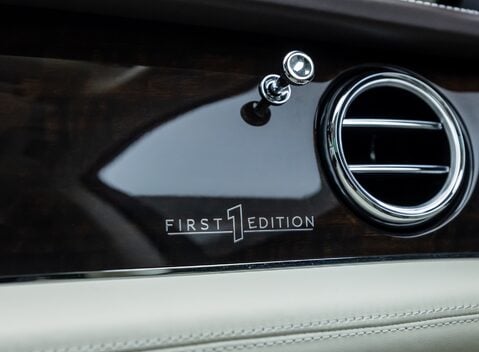 Bentley Bentayga V8 First Edition LHD 29