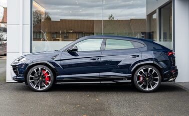 Lamborghini Urus S 3