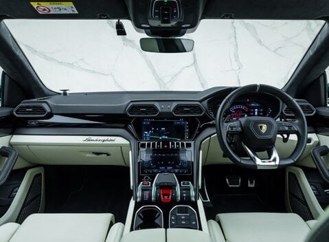 Lamborghini Urus S 21