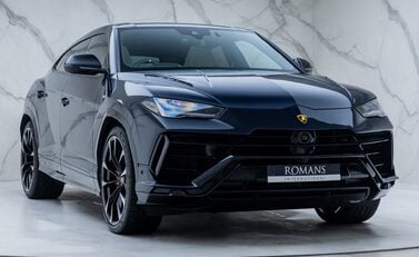 Lamborghini Urus S 9