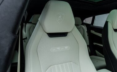 Lamborghini Urus S 15