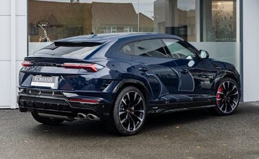 Lamborghini Urus S 4