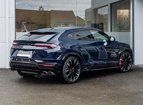 Lamborghini Urus S 4