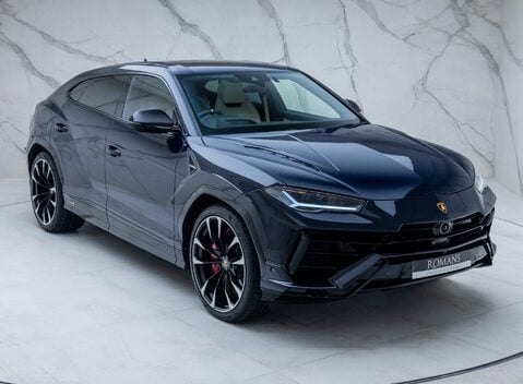 Lamborghini Urus S 11