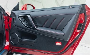 Nissan GT-R R35 TRACK EDITION 25