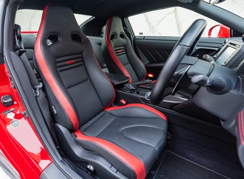 Nissan GT-R R35 TRACK EDITION 11