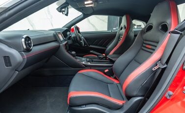 Nissan GT-R R35 TRACK EDITION 15