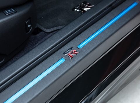 Nissan GT-R R35 TRACK EDITION 24