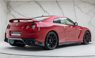 Nissan GT-R R35 TRACK EDITION 3