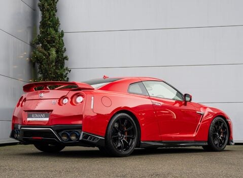 Nissan GT-R R35 TRACK EDITION 4
