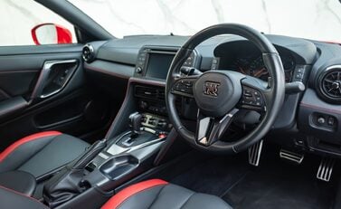 Nissan GT-R R35 TRACK EDITION 10