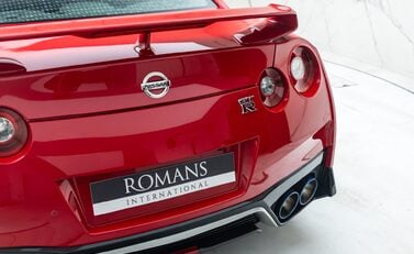 Nissan GT-R R35 TRACK EDITION 29