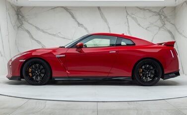 Nissan GT-R R35 TRACK EDITION 2