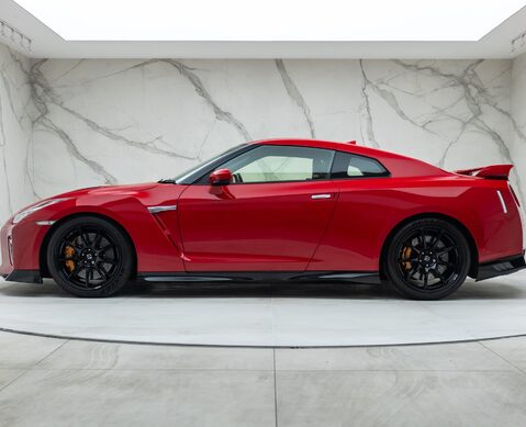 Nissan GT-R R35 TRACK EDITION 