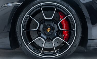 Porsche 911 Turbo Cabriolet (992) 31