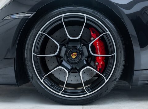 Porsche 911 Turbo Cabriolet (992) 31