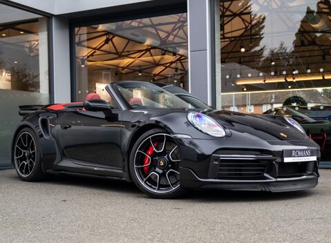 Porsche 911 Turbo Cabriolet (992) 2