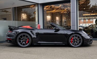 Porsche 911 Turbo Cabriolet (992) 3