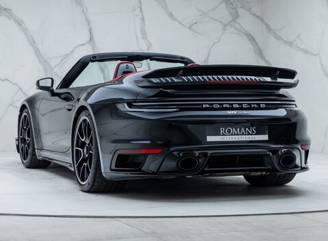 Porsche 911 Turbo Cabriolet (992) 13