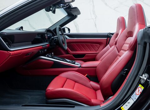 Porsche 911 Turbo Cabriolet (992) 20