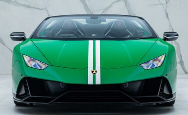 Lamborghini Huracan LP 640-4 EVO SPYDER 60th Anniversary Edition 10