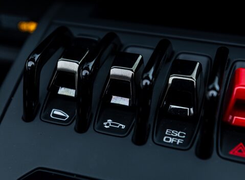 Lamborghini Huracan LP 640-4 EVO SPYDER 60th Anniversary Edition 28