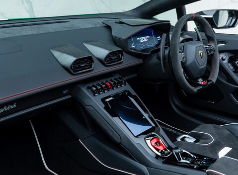 Lamborghini Huracan LP 640-4 EVO SPYDER 60th Anniversary Edition 24