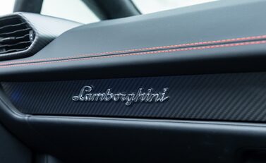 Lamborghini Huracan LP 640-4 EVO SPYDER 60th Anniversary Edition 29