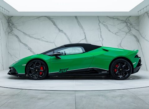 Lamborghini Huracan LP 640-4 EVO SPYDER 60th Anniversary Edition 7