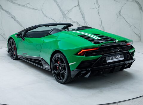 Lamborghini Huracan LP 640-4 EVO SPYDER 60th Anniversary Edition 15