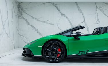 Lamborghini Huracan LP 640-4 EVO SPYDER 60th Anniversary Edition 52
