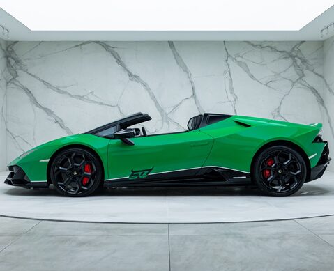 Lamborghini Huracan LP 640-4 EVO SPYDER 60th Anniversary Edition 