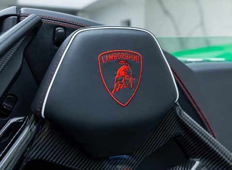 Lamborghini Huracan LP 640-4 EVO SPYDER 60th Anniversary Edition 21