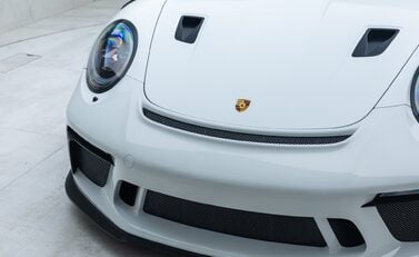 Porsche 911 GT3 RS (991.2) 32