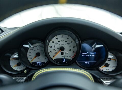 Porsche 911 GT3 RS (991.2) 19