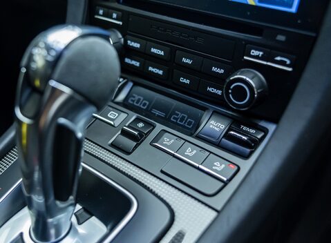 Porsche 911 GT3 RS (991.2) 24