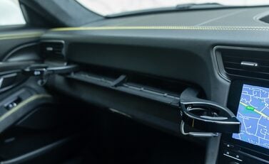 Porsche 911 GT3 RS (991.2) 23