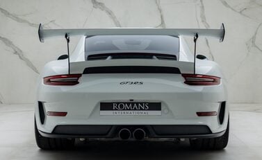Porsche 911 GT3 RS (991.2) 8