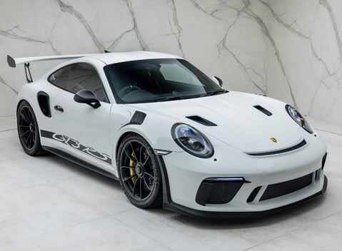 Porsche 911 GT3 RS (991.2) 11