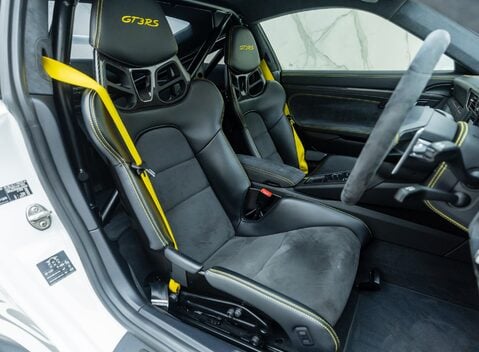 Porsche 911 GT3 RS (991.2) 14