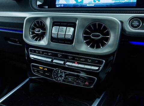 Mercedes-Benz G Class AMG G 63 25