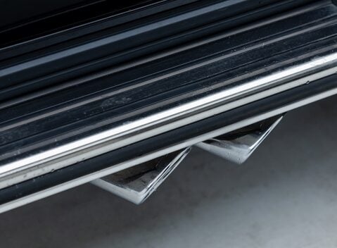 Mercedes-Benz G Class AMG G 63 32