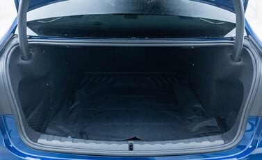 BMW M3 COMPETITION M XDRIVE 30