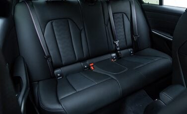 BMW M3 COMPETITION M XDRIVE 18