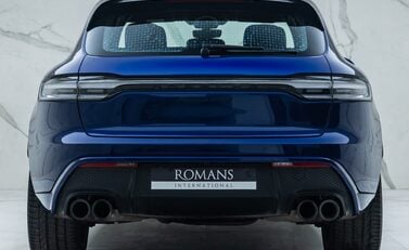 Porsche Macan GTS 8