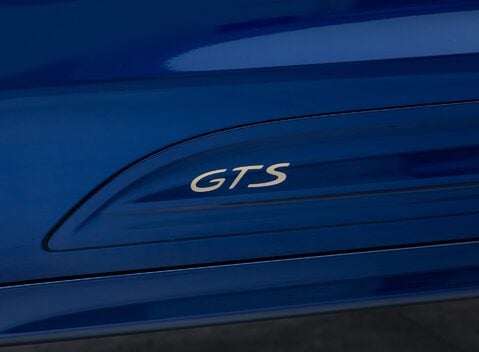 Porsche Macan GTS 30