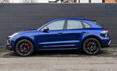 Porsche Macan GTS 3