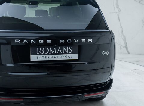 Land Rover Range Rover D350 AUTOBIOGRAPHY LWB 33