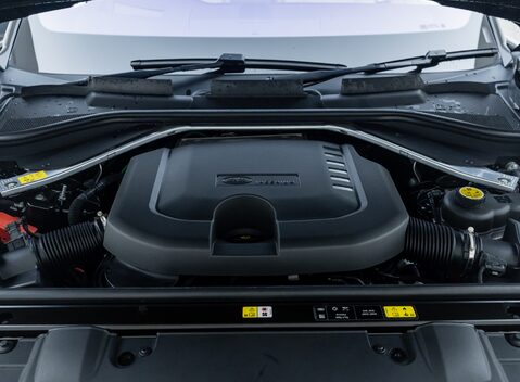 Land Rover Range Rover D350 AUTOBIOGRAPHY LWB 36