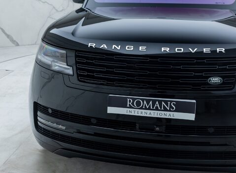 Land Rover Range Rover D350 AUTOBIOGRAPHY LWB 32